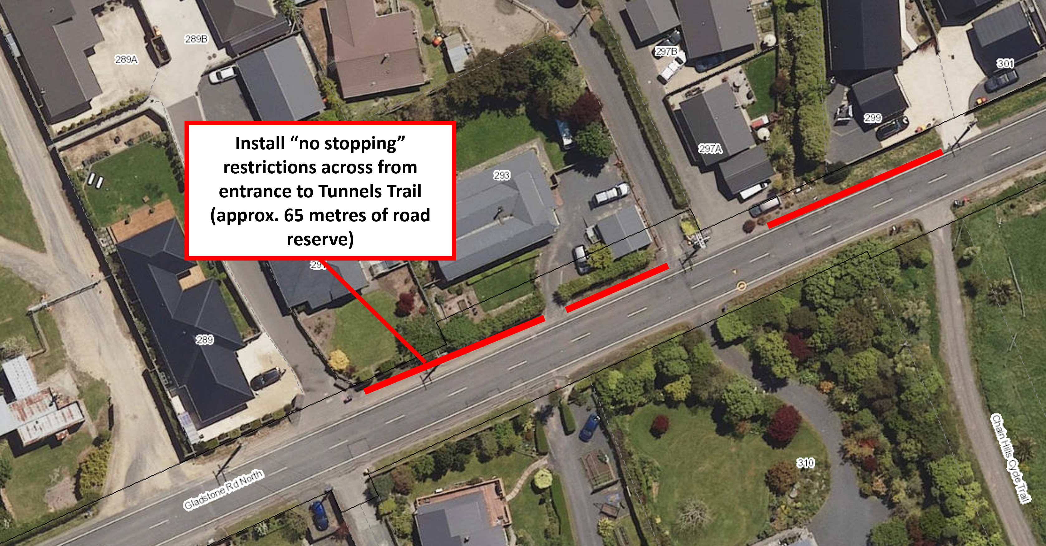 Map showing the proposal to install approximately 65 metres of no stopping restrictions on Gladstone Road North across from the entrance to the Tunnels Trail.