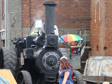 traction engine 2. traction engine 2.