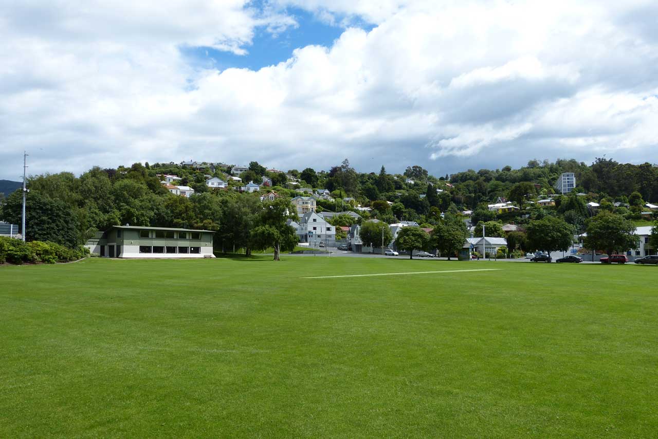 Gardens ground