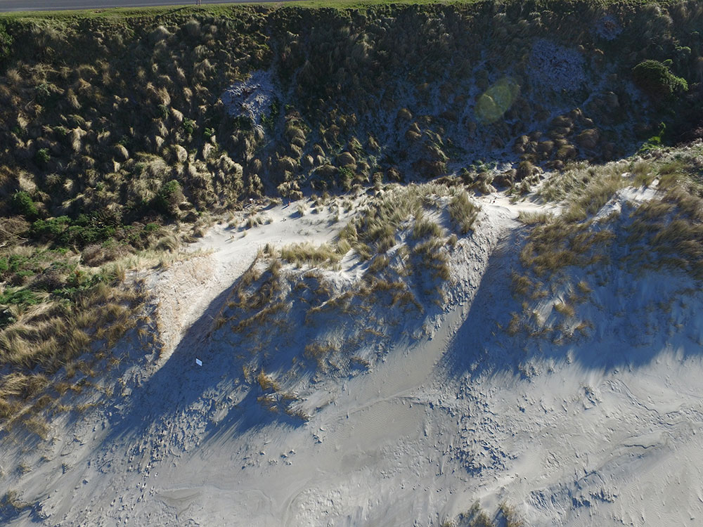 The first two notches excavated in the St Kilda foredune in April 2016
